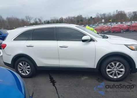 2016 Kia Sorento 2.4L Lx z USA, uszkodzony, nr VIN 5XYPGDA39GG096919